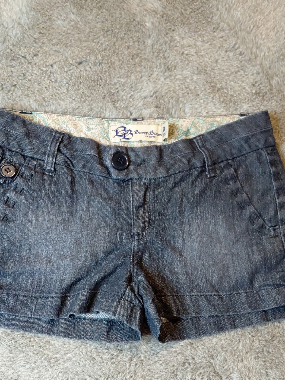 BOOM BOOM SHORTIE SHORTS!!